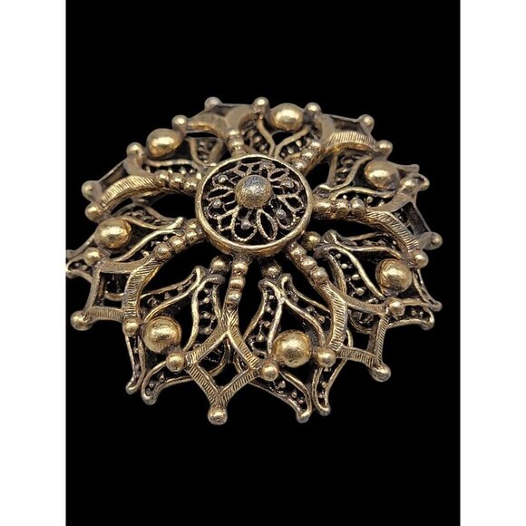 Hedy Snowflake Brooch Gold Tone Layered Open Metal Work Vintage Signed - Picture 7 of 16